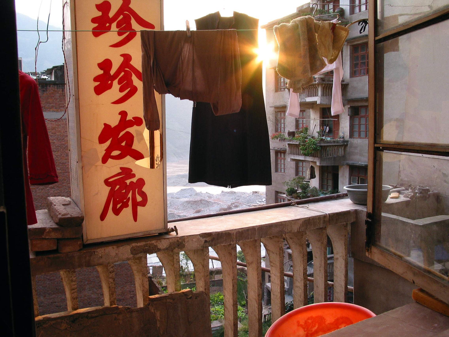三峡 2002