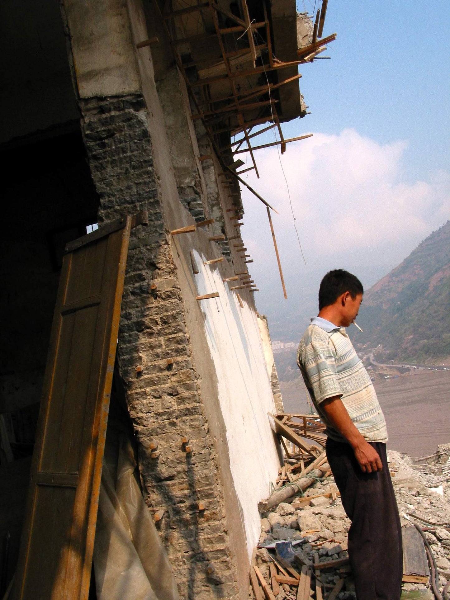 三峡 2002